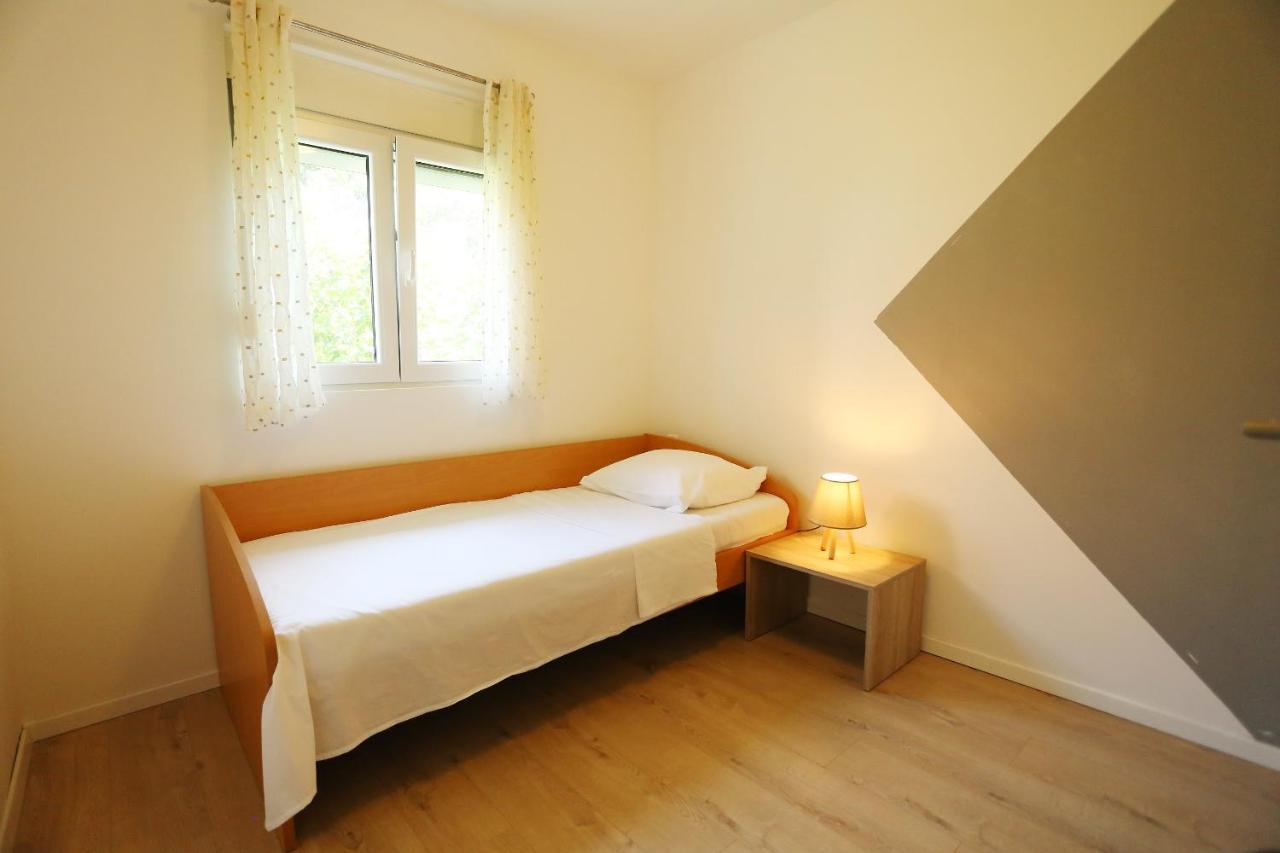 Apartman Luce โตรกีร์ ภายนอก รูปภาพ